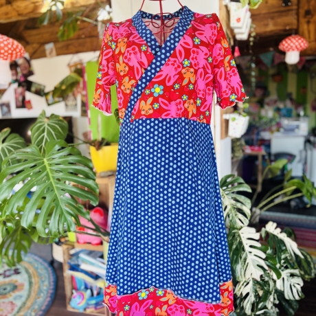 Möpsekleid in Wickeloptik Größe 38-44