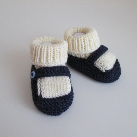 dunkelblaue Babyschuhe mit Riemchen 3-6 Monate aus Wolle