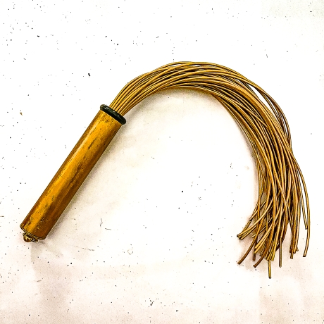 Mini/Spaghetti/Oro. 43cm/17 Goldflogger mit 42 Strängen