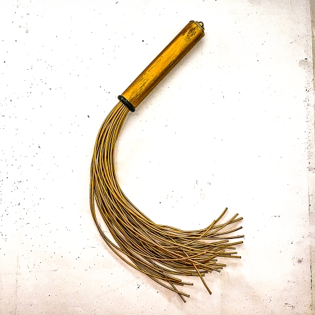 Mini/Spaghetti/Oro. 43cm/17 Goldflogger mit 42 Strängen