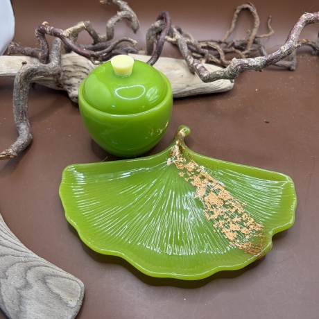 Handmade Epoxidharz Set in leuchtendem Apfelgrün 