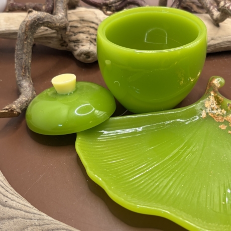 Handmade Epoxidharz Set in leuchtendem Apfelgrün 
