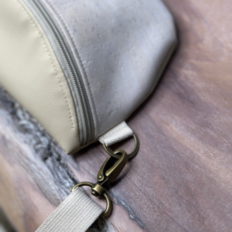 Bauchtasche BASY aus Kunstleder und Kork