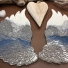 Engelsflügel aus Epoxidharz – Handmade Deko in Blau & Weiß