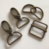 Taschenset 25 mm altmessing Karabiner + D-Ringe + Schieber