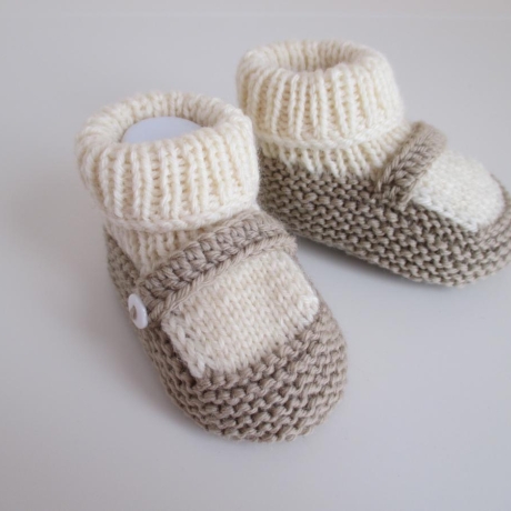 gestrickte Babyschuhe 0-3 Monate natur beige Riemchen