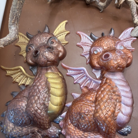 Handmade Drache aus Epoxidharz – dekorative Drachen 