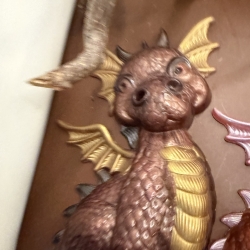 Handmade Drache aus Epoxidharz – dekorative Drachen 