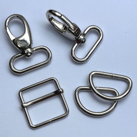 Taschenset 25 mm silber Karabinerhaken + D-Ringe + Schieber 