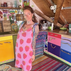 Sommerkleid mit Bindebändern und Taschen Größe 38-40