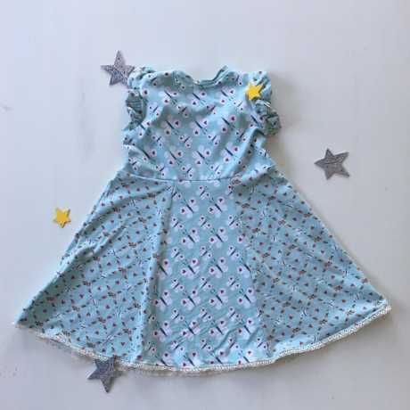Kleid mit Spitze Schmetterlingsliebe, Größen 86 - 128