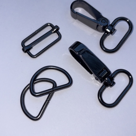 Taschenset 25 mm schwarz-silber Karabinerhaken D-Ringe Schieber