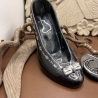 Handmade Epoxidharz Unikat – Eleganter Schmuckhalter im High-Heel