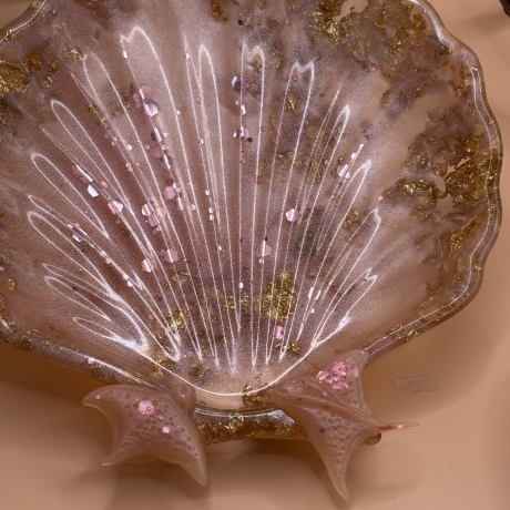 Handgemachte Seifenschale Muschel aus Epoxidharz  Rosa Gold Klar 