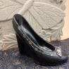Handmade Epoxidharz Unikat – Eleganter Schmuckhalter im High-Heel