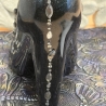Handmade Epoxidharz Unikat – Eleganter Schmuckhalter im High-Heel