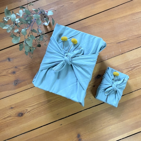 Upcycled Geschenktücher / Verpackung aus Stoff / Wrap Tuch