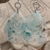Handgemachte Epoxidharz-Ohrringe in Mintgrün – Aqua Swirl 