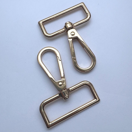 2x Karabinerhaken flach formschön 40 / 38 mm gold