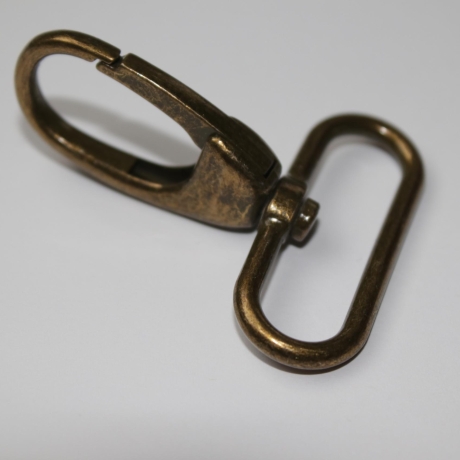 2x Karabinerhaken 40 mm / 38 mm altmessing formschön 