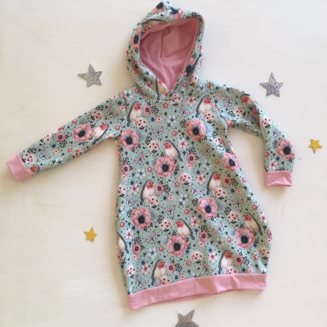 Kapuzenkleid Vogel Liebe genäht in den Größen 56 - 128