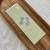 Lesezeichen mit gepressten Blumen • pastellgrün gold
