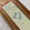 Lesezeichen mit gepressten Blumen • pastellgrün gold