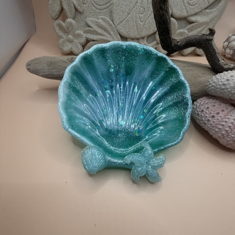 Handmade Seifenschale „Meereszauber“ 10 × 10 cm – mit Seestern 
