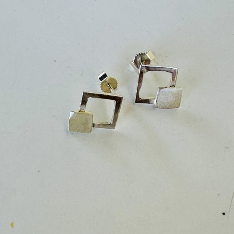 Ohrstecker aus Silber „Doppeltes Quadrat“