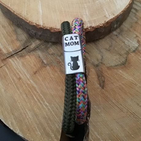 „CAT-Mom“ Multistrang-Armband mit Edelstahl-Magnetverschluss 