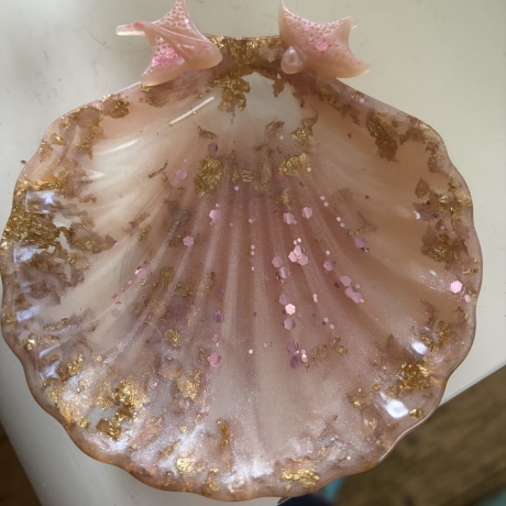 Handgemachte Seifenschale Muschel aus Epoxidharz  Rosa Gold Klar 