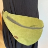 Bauchtasche, Hüfttasche aus grünem Feincord, Innenfach mit RV 