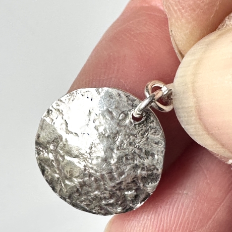 Kettenanhänger aus Silber „Kleine Disc“