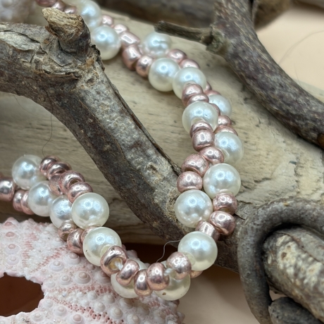 Handmade Perlenarmband „Pearl Rosé“ – Elegantes Armand mit Perlen
