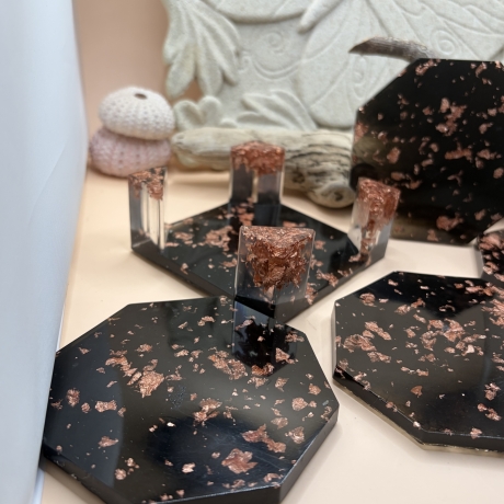 Handmade Untersetzer-Set aus Epoxidharz mit Halterung  Hexagon