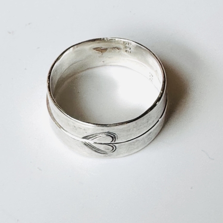 Partnerringe aus Silber „Graviertes Herz“ 2er Set