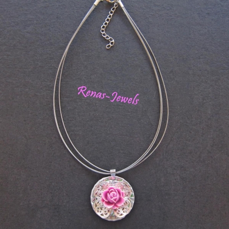 Kette kurz mit Anhänger pink silberfarben Upcycling