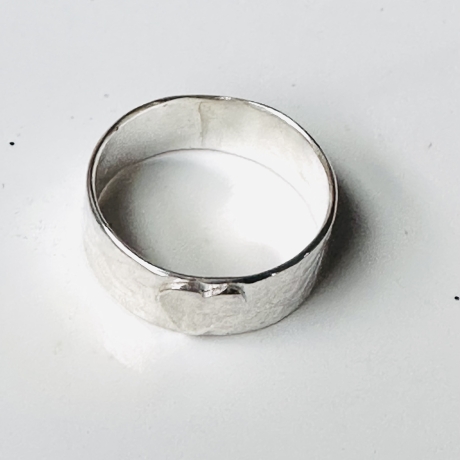 Bandring aus Silber „Mit Herzchen“