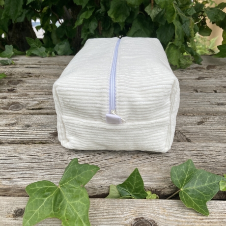 Kulturbeutel Boxy Bag | Weiß-Creme | Cord | Kosmetik | Organizer 