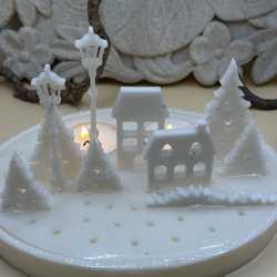 Handgefertigter Teelichthalter Winterlandschaft aus Epoxidharz