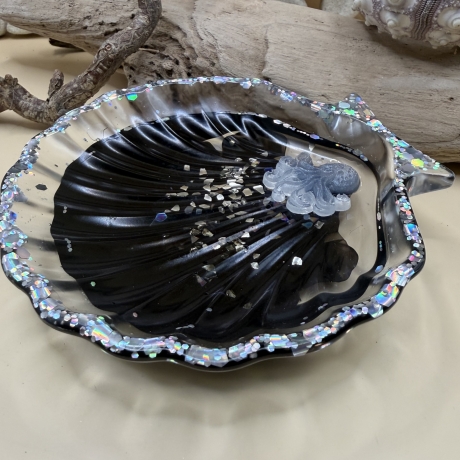 Handgemachte Muschel-Seifenschale mit Oktopus, Schwarz & glitzer