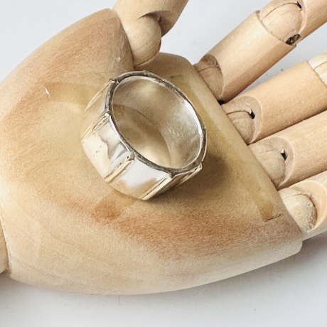 Massiver Silberring „Gold gestreift“