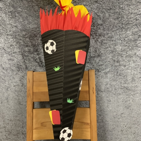 Schultüte Fußball  fertig gebastelt