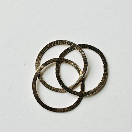 Kettenanhänger „Russischer Ring“