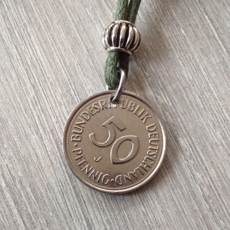 Kette mit altem 50-Pfennig-Stück  von 1975 / Jubiläum / Vintage
