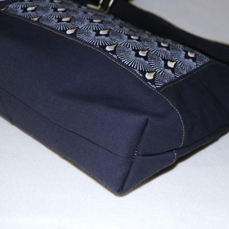 Umhängetasche Damen/Handtasche/Schultertasche/schwarz Gold