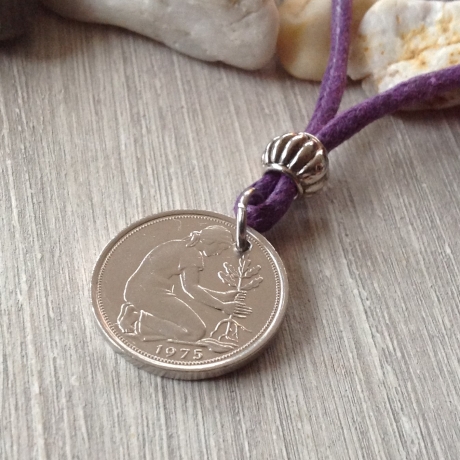 Kette mit altem 50-Pfennig-Stück  von 1975 / Jubiläum / Vintage