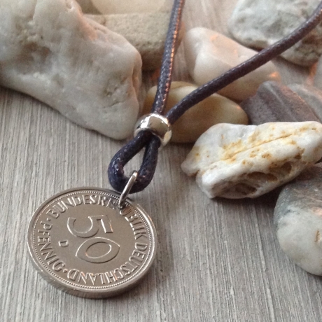 Kette mit altem 50-Pfennig-Stück  / Jubiläum / Vintage