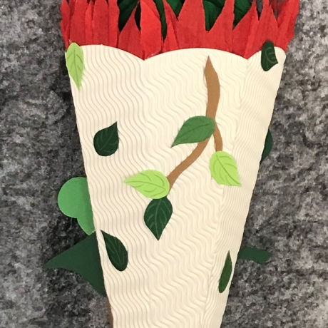 Schultüte Raupe,  fertig gebastelt