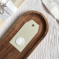 Geschenkanhänger mit Wachssiegel • Kleiner Papillon